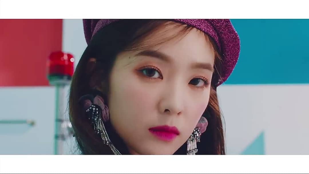 Irene (Bae Ju Hyun) Irene (Bae Ju Hyun)