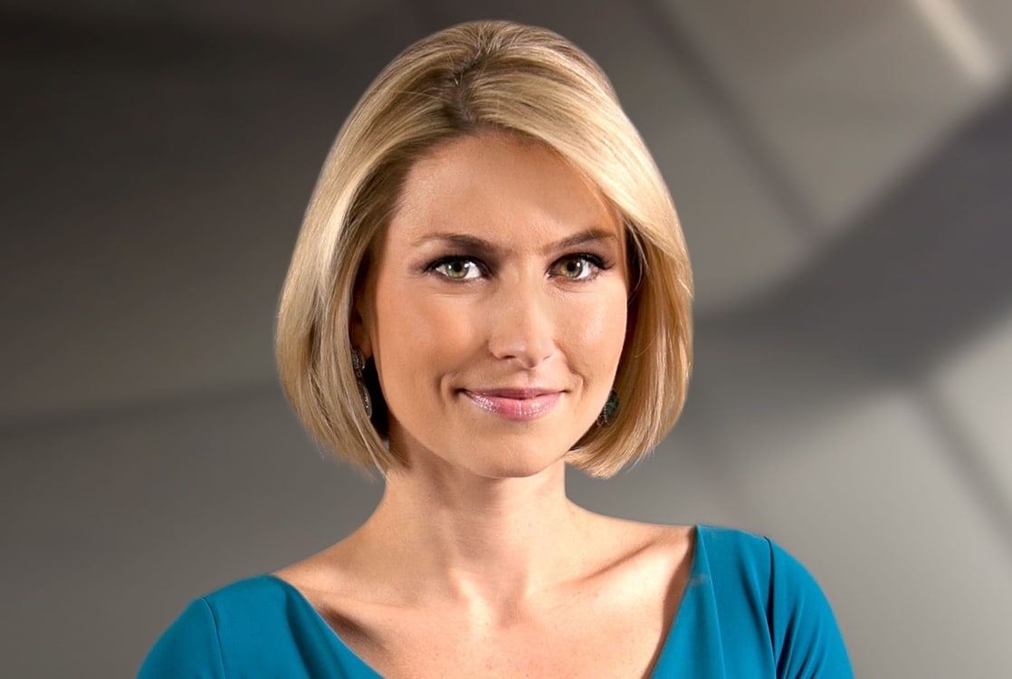 Morgan Brennan. Morgan Brennan CBCS. CNBC Anchor. Утренне шоу Меган Бренан.