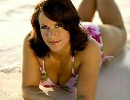 Molly Holly image