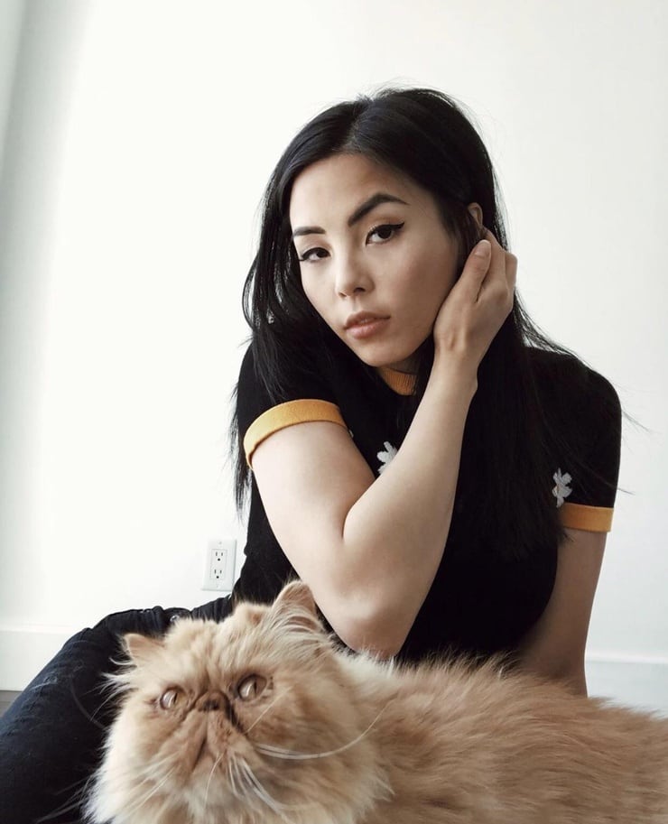 Anna Akana Pics