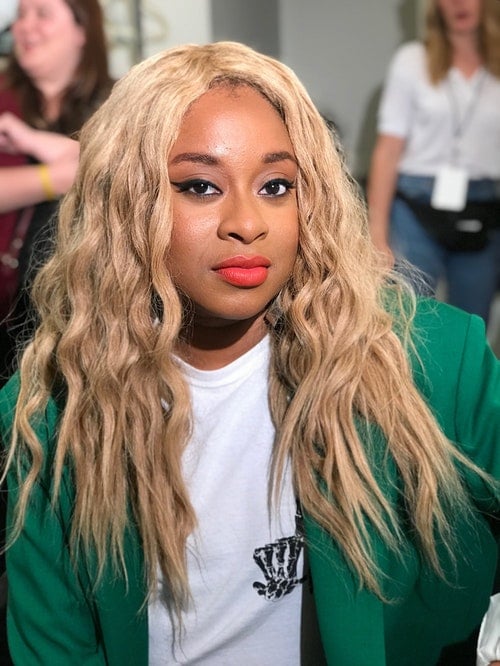 Phoebe Robinson Phoebe Robinson image