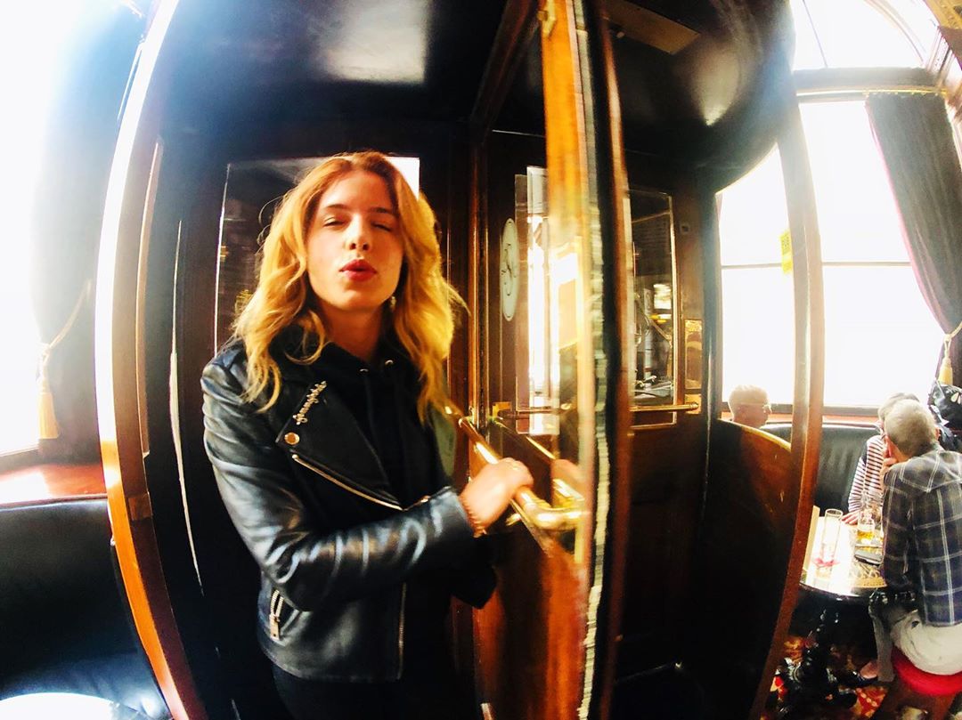 Emily Bett Rickards