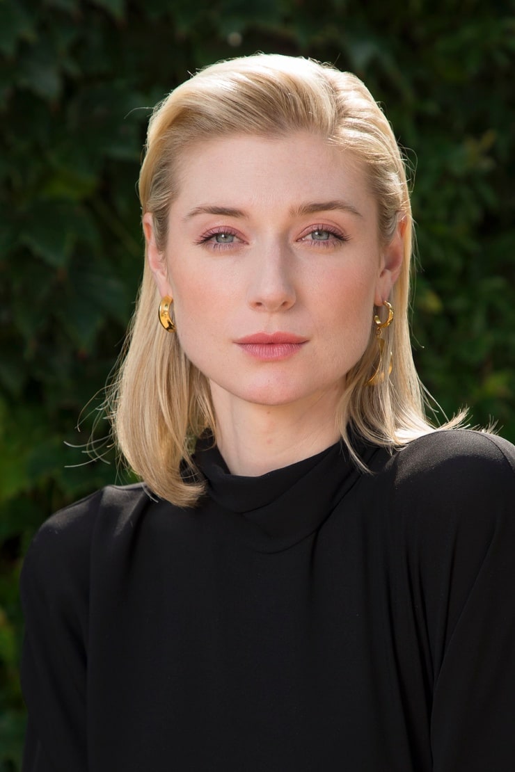 Next photo of Elizabeth Debicki