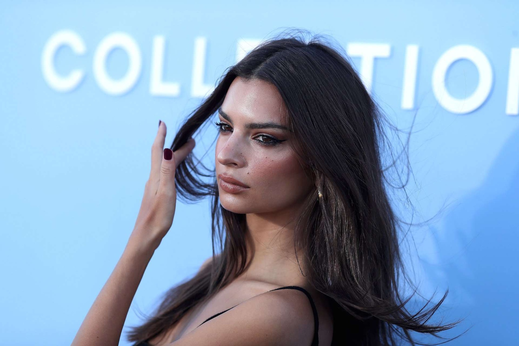 Emily Ratajkowski