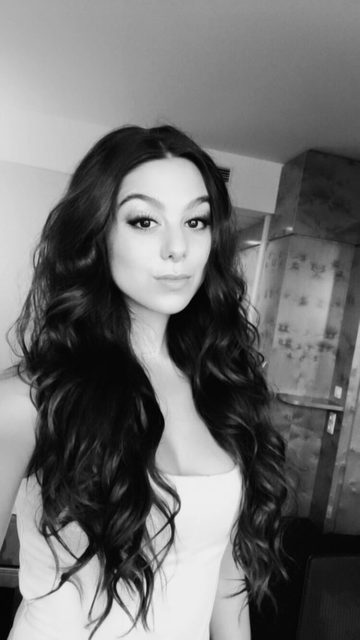 Next photo of Kira Kosarin