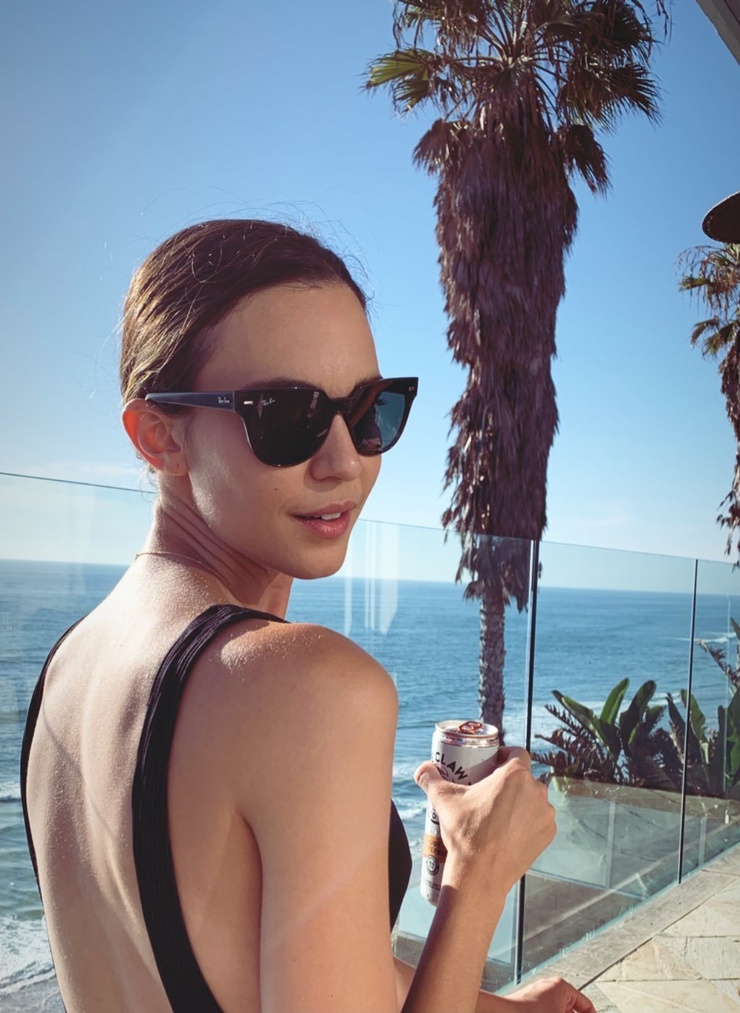 Picture of Odette Annable