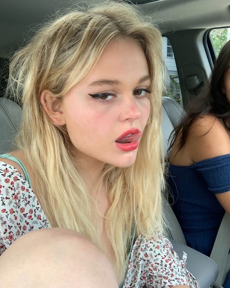 Image of Emily Alyn Lind