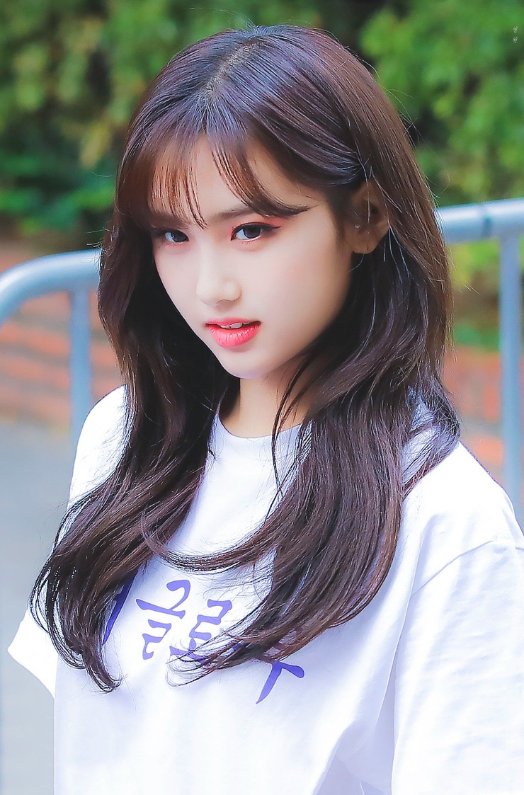 Picture of Aisha (EVERGLOW)