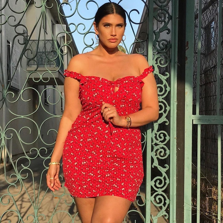 Latecia Thomas image