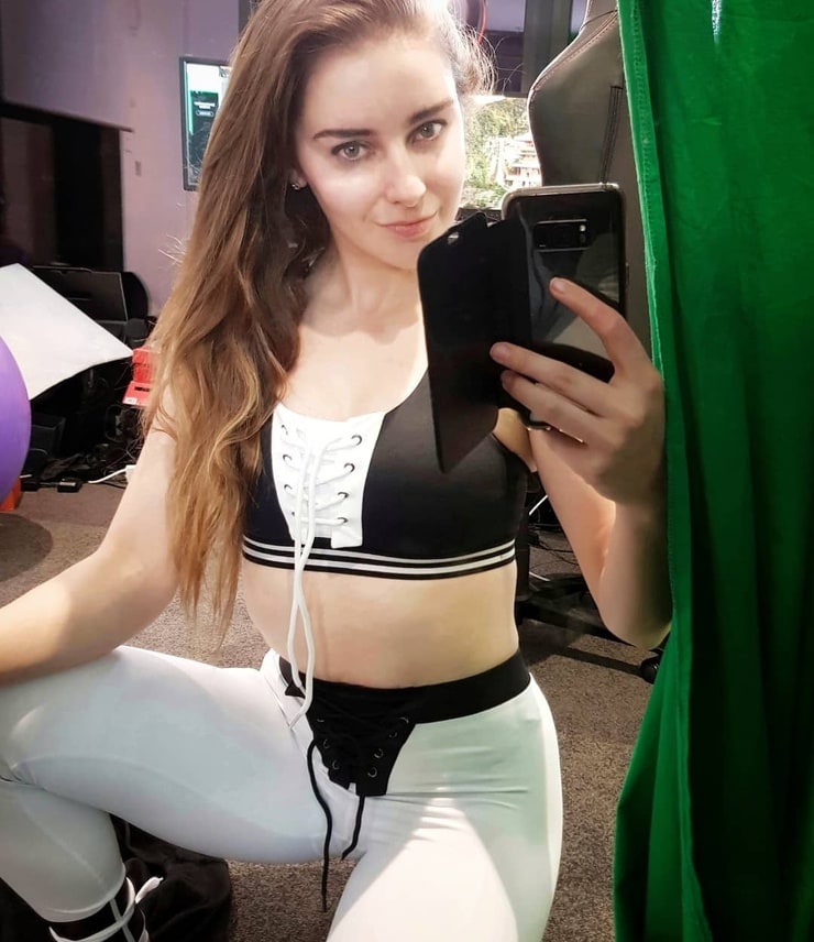 Picture of Loserfruit.