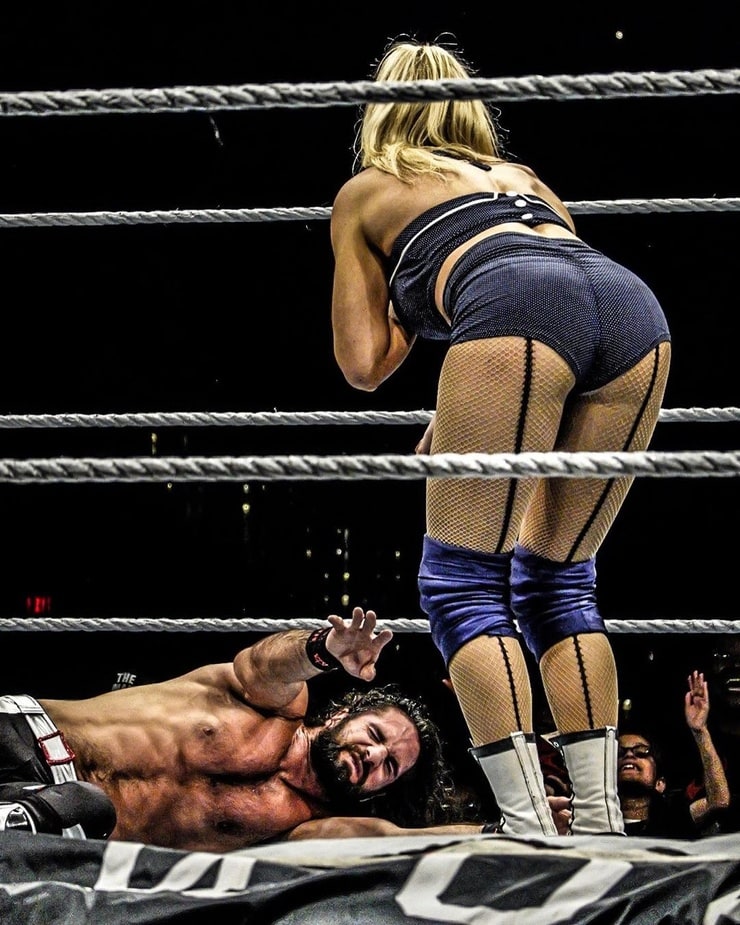 Lacey Evans image.