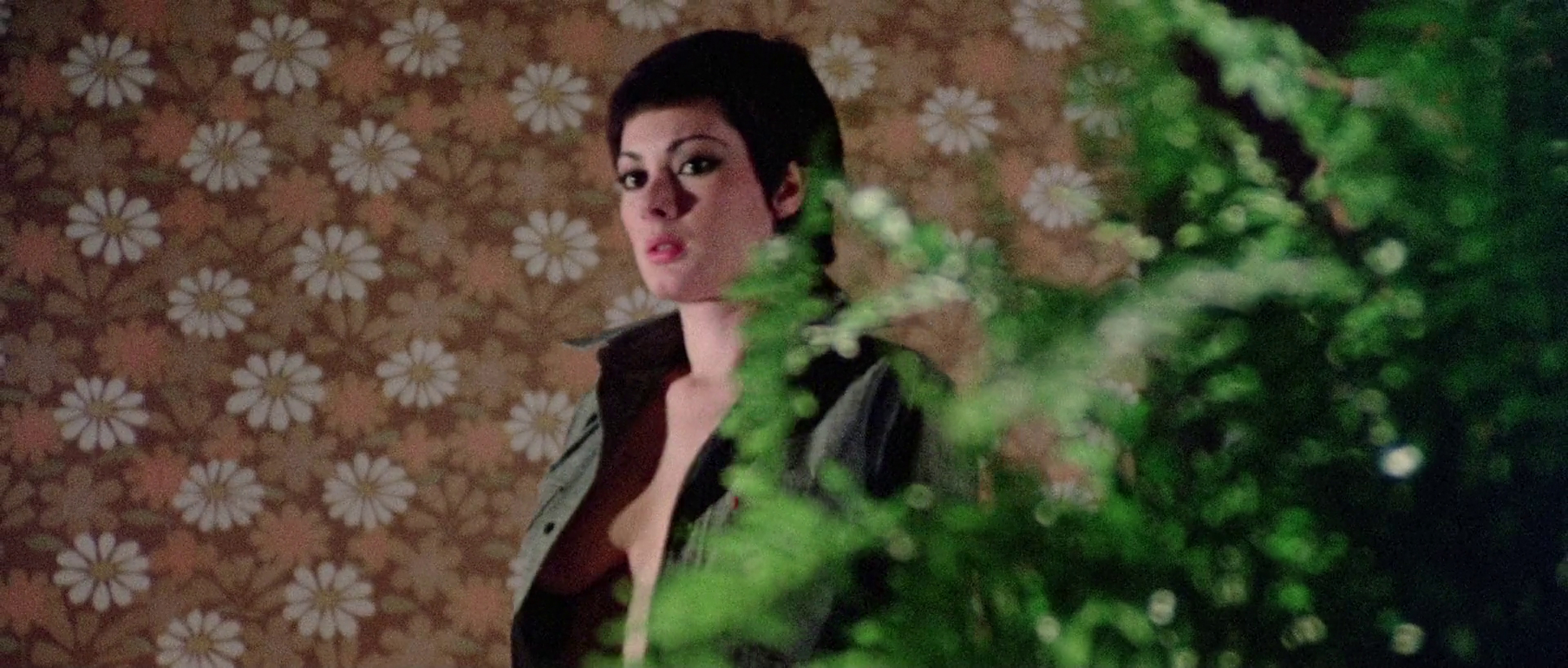 Strip Nude for Your Killer