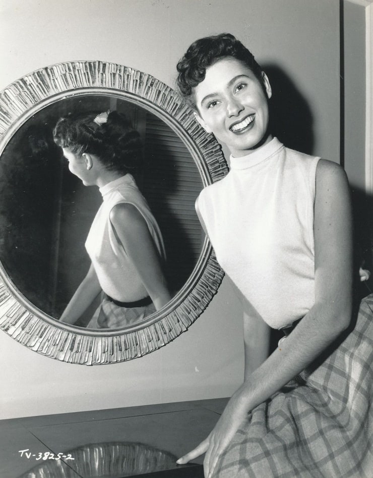 Picture of Elinor Donahue.