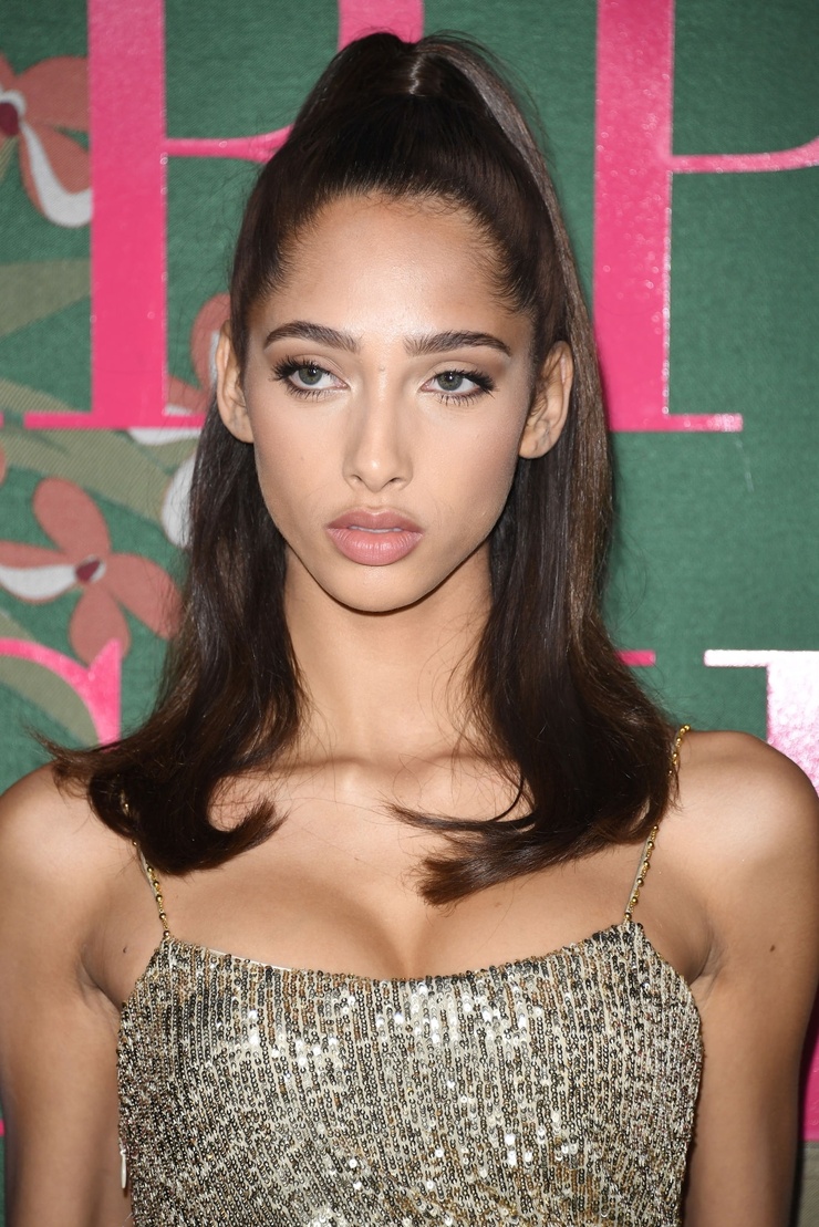 Image Of Yasmin Wijnaldum Image Of Yasmin Wijnaldum