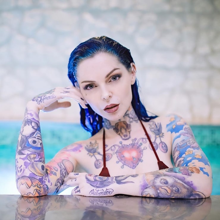 Picture Of Riae Suicide