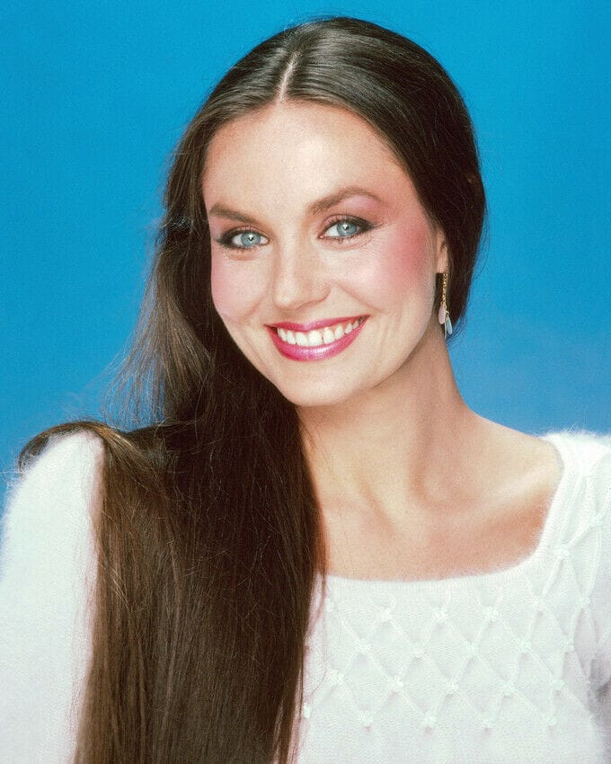 Crystal Gayle Hair 2025 - Elka Martguerita