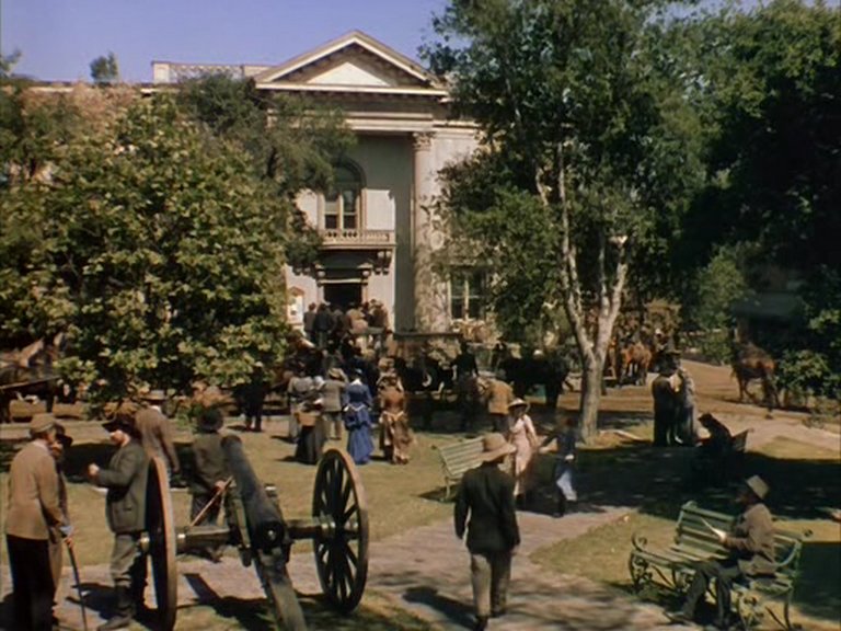 The Return of Frank James (1940)