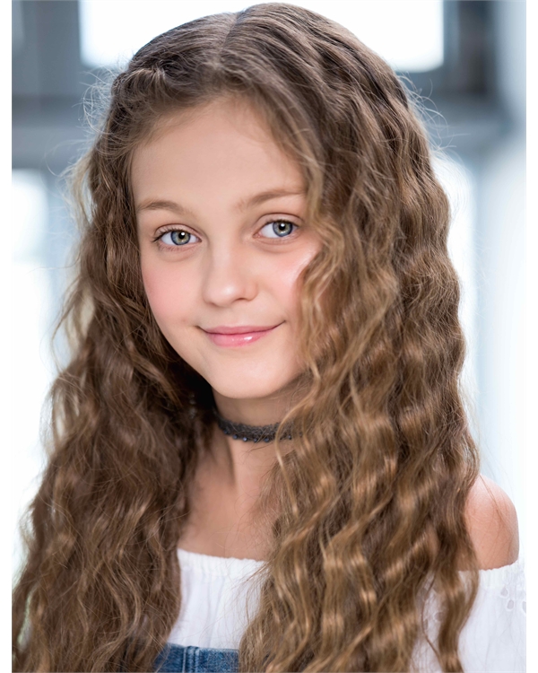 Picture of Summer Robertson