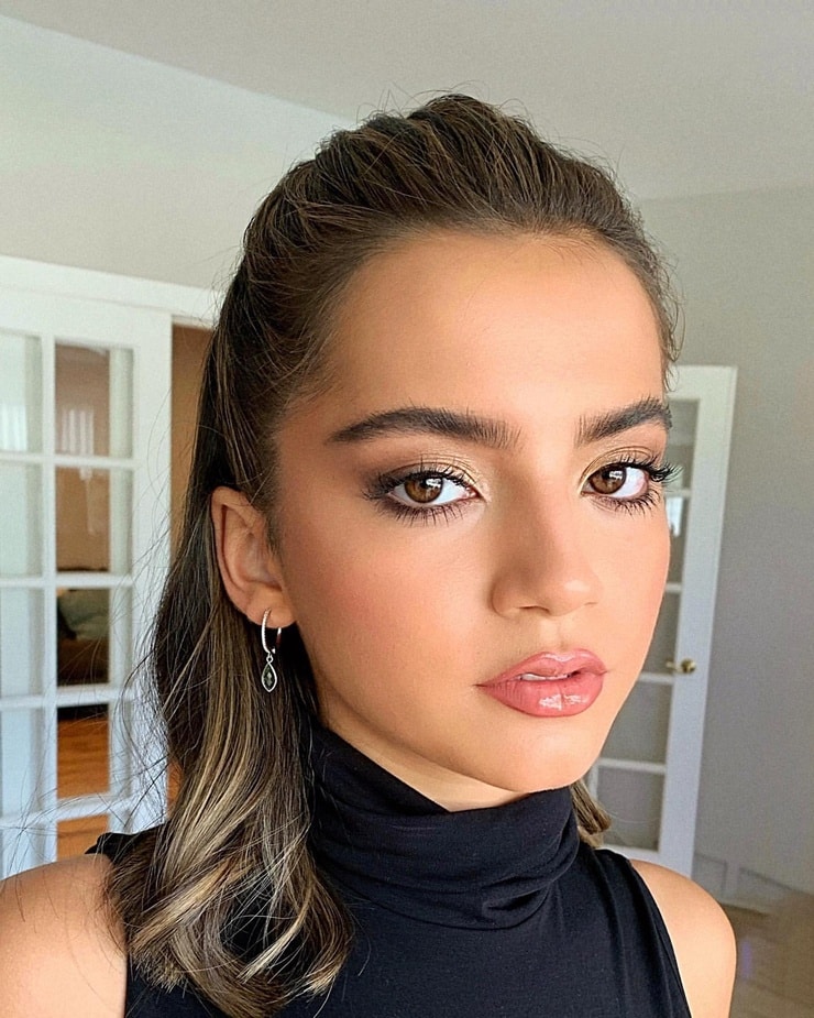 Isabela Moner image