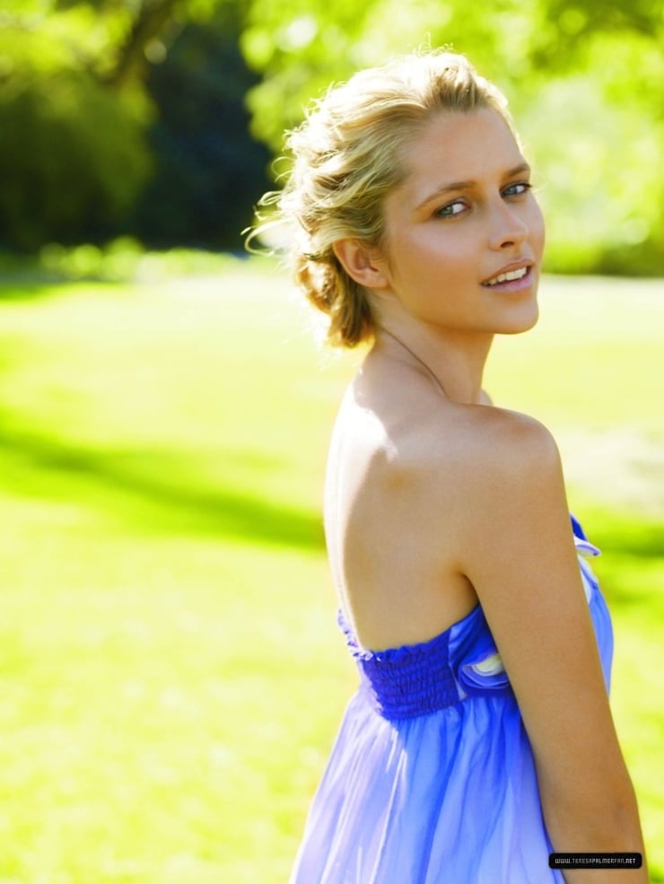 Teresa Palmer picture