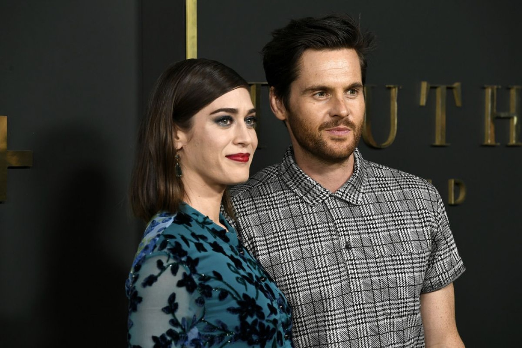 Lizzy Caplan