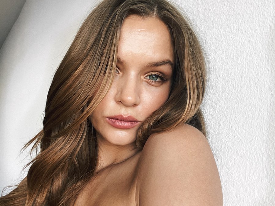 Josephine Skriver Josephine Skriver