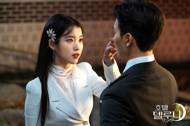 Hotel Del Luna