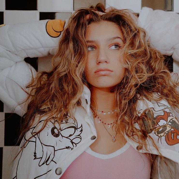 Picture of Madison Lewis