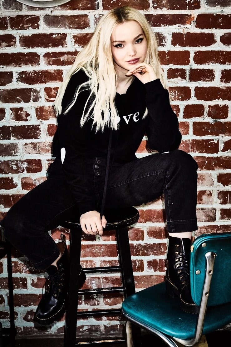 Picture of Dove Cameron