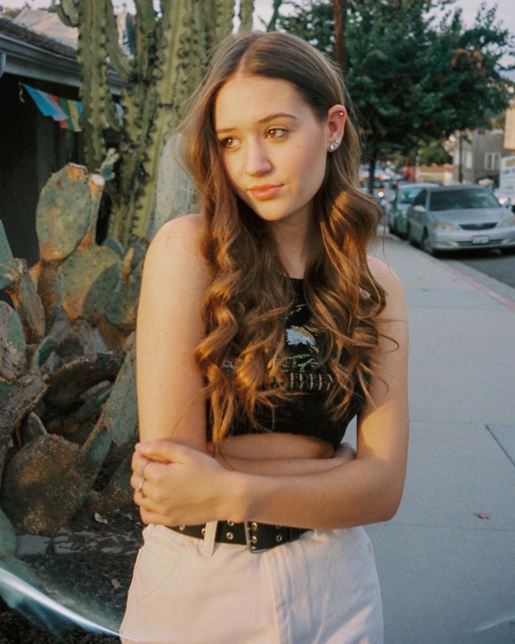 Riley mae lewis. Райли мэй. Riley mae clips. Riley mae lewis youtube. Райли маэ.
