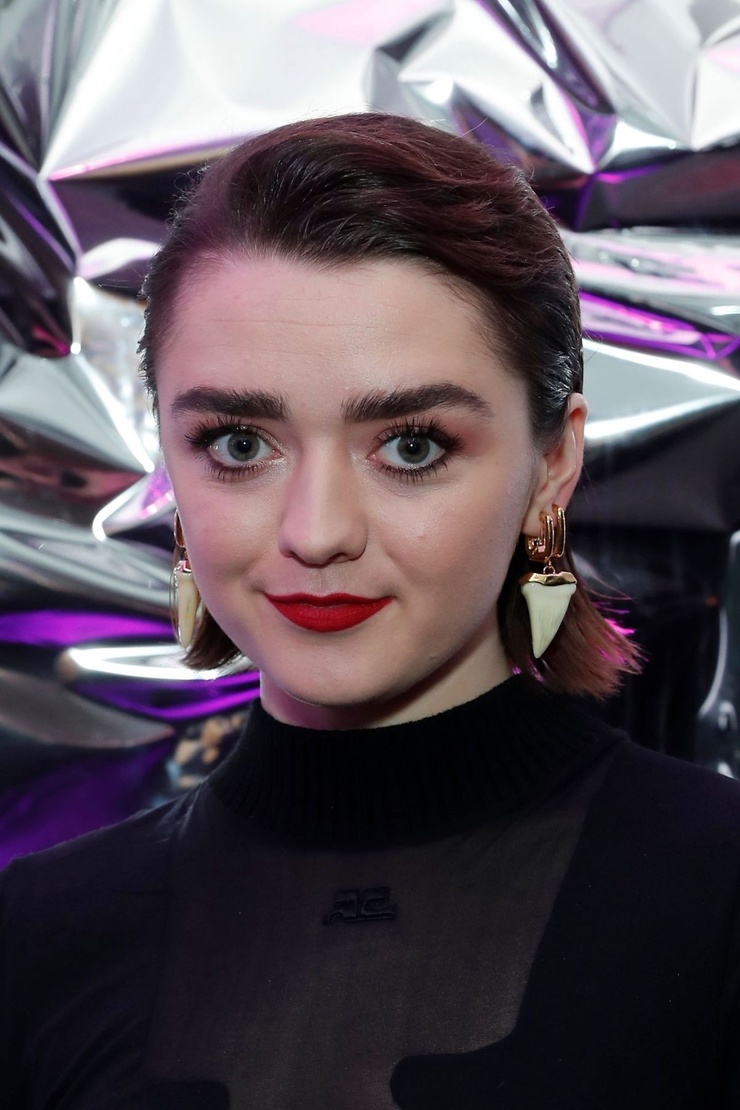 Picture Of Maisie Williams