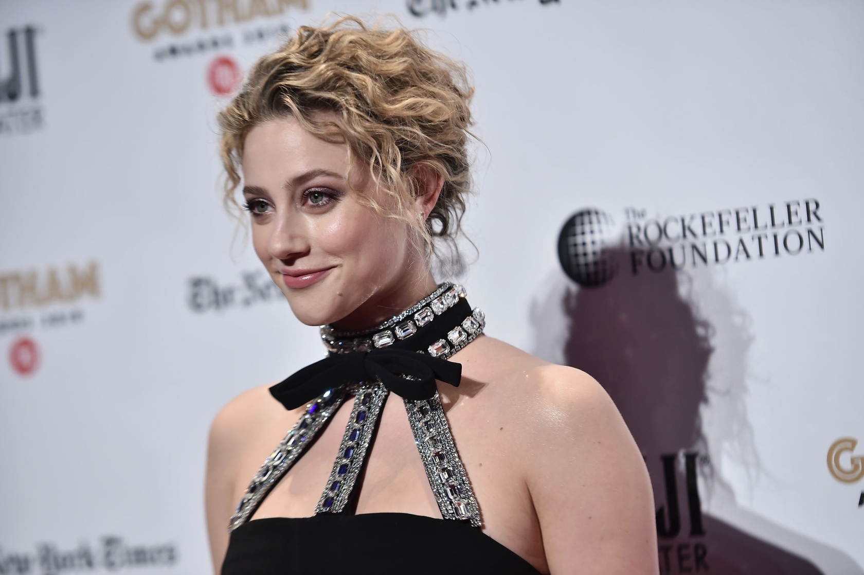 Lili Reinhart