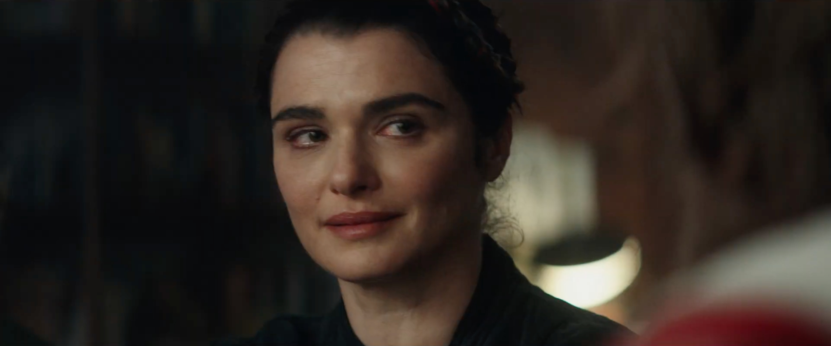 Melina Vostokoff (Rachel Weisz)