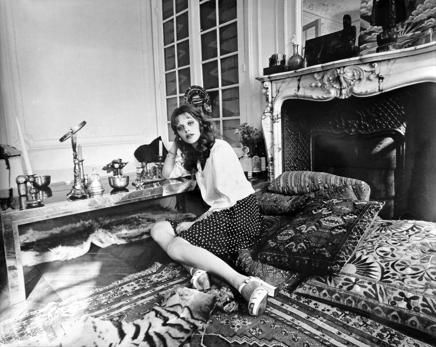 Tina Aumont Tina Aumont