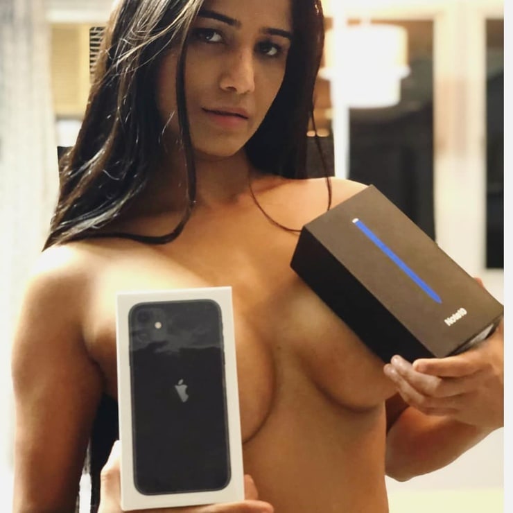 Picture of Poonam Pandey.