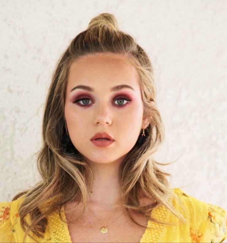 Next photo of Brec Bassinger