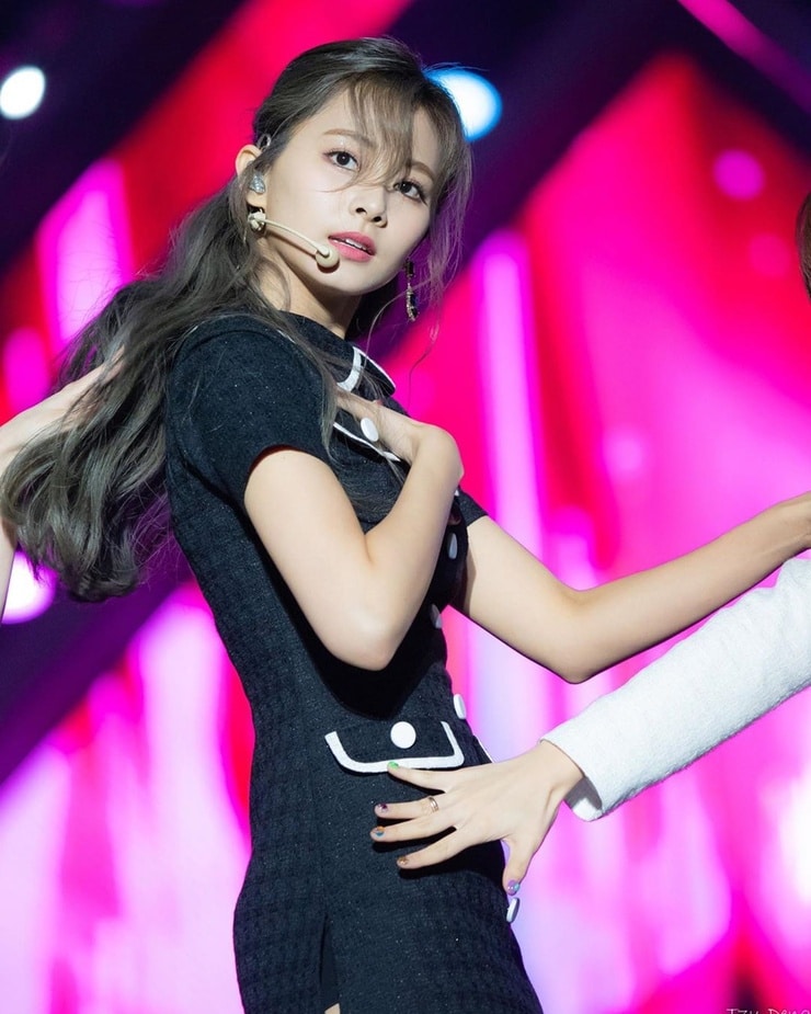 Picture of Chou Tzu-yu (Tzuyu)