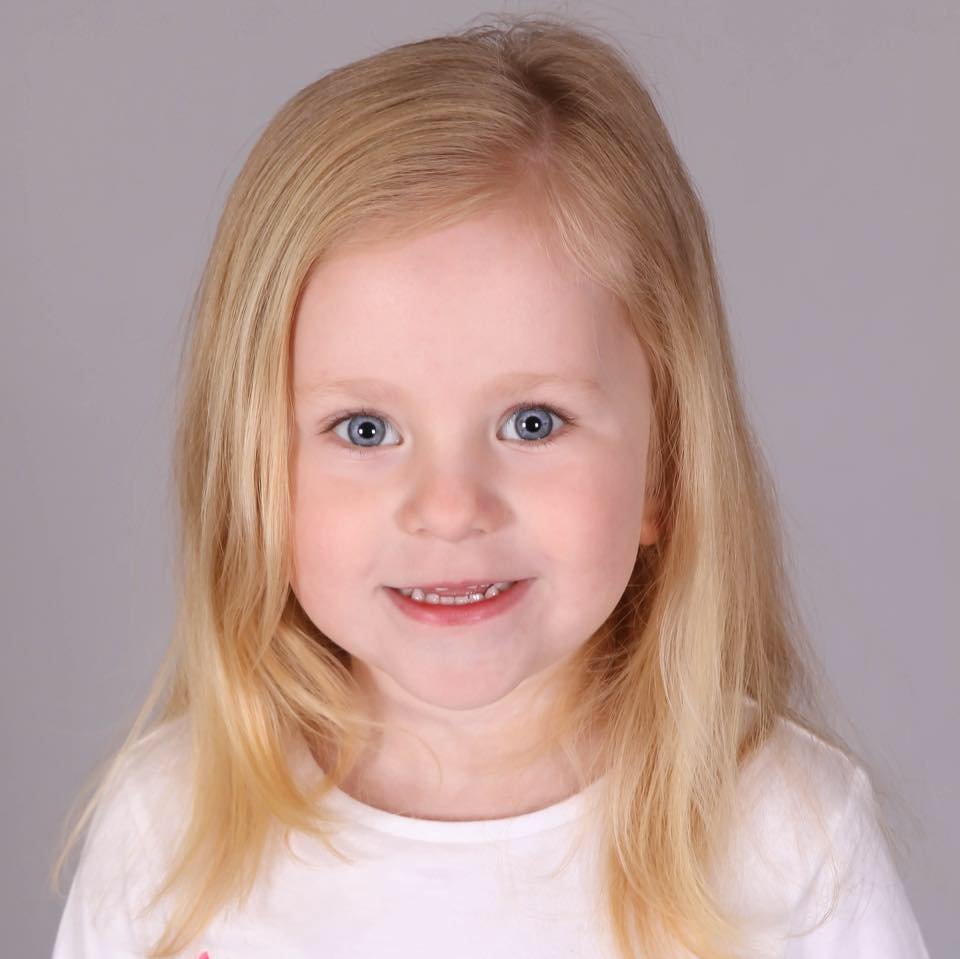 Scarlet Beau Webb