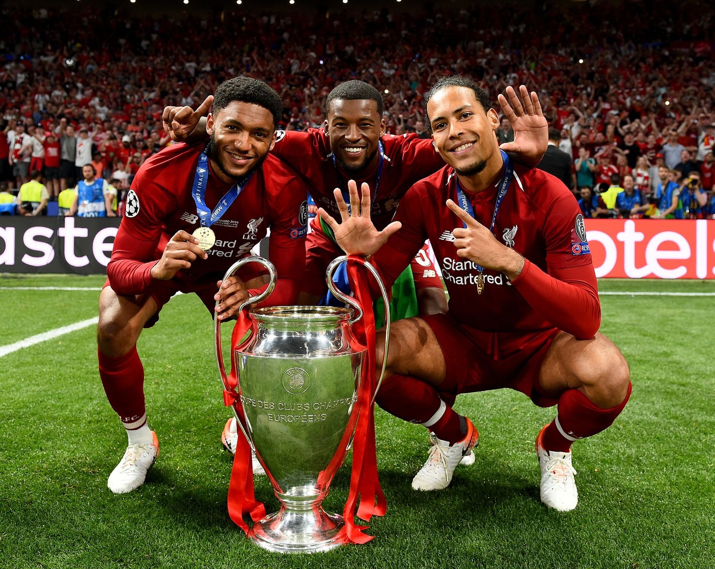 Joe Gomez (footballer)