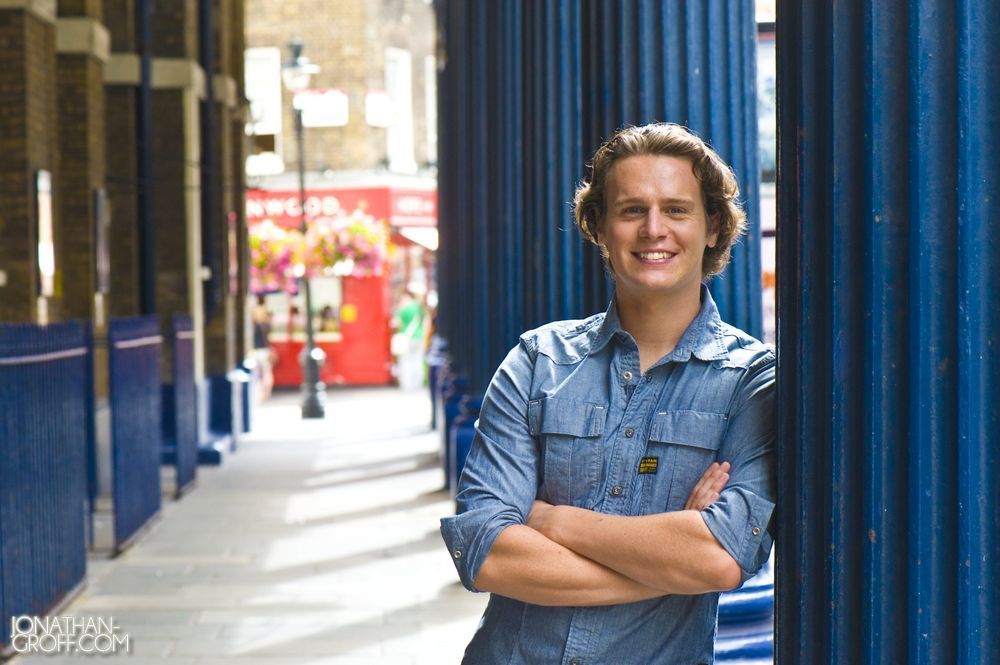 Jonathan Groff