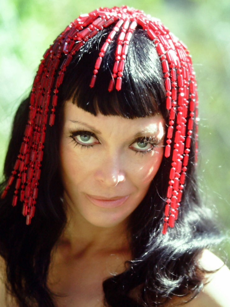 Picture of Dyanne Thorne