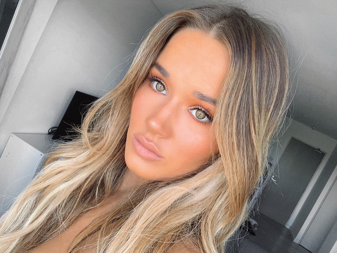 Isabelle Clarke (model) image