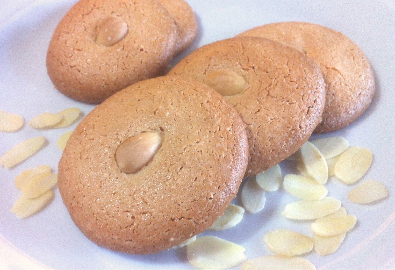 Almond Macaroons Almond Macaroons