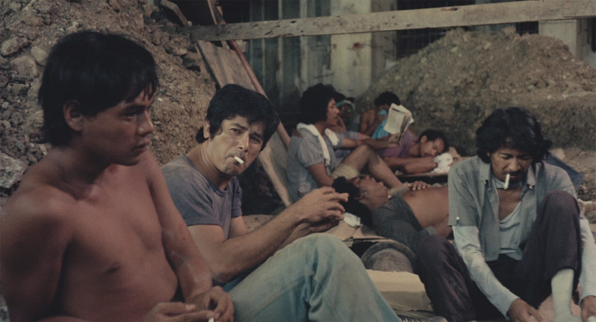 Manila in the Claws of Light (1975) Manila in the Claws of Light (1975)
