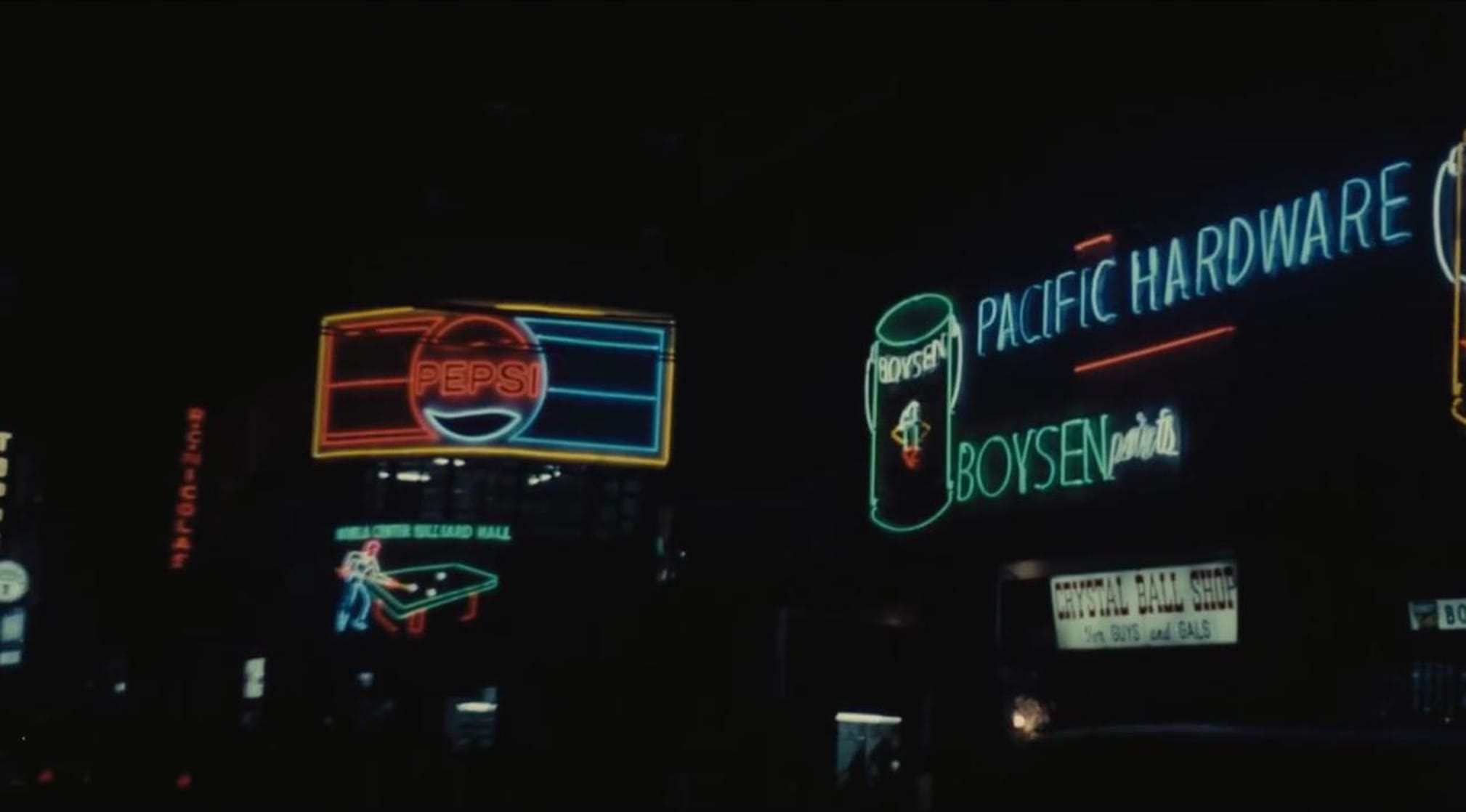 Manila in the Claws of Light (1975)