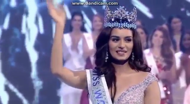 Image of Manushi Chhillar