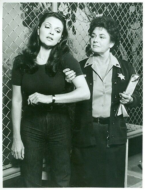 Trisha Noble, Ruth Roman