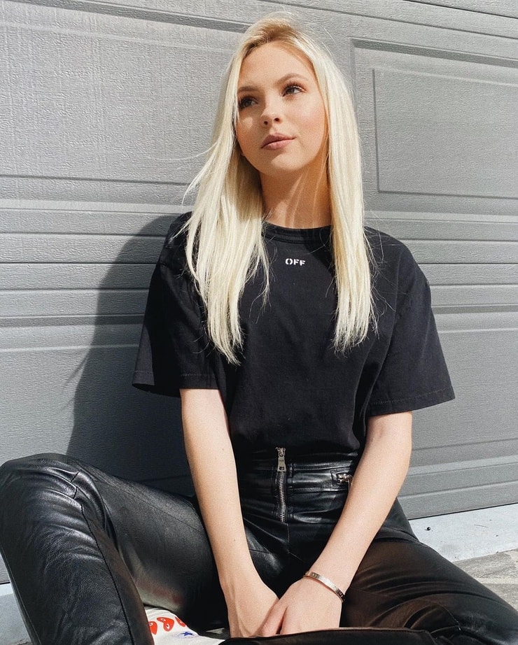 Picture of Jordyn Jones