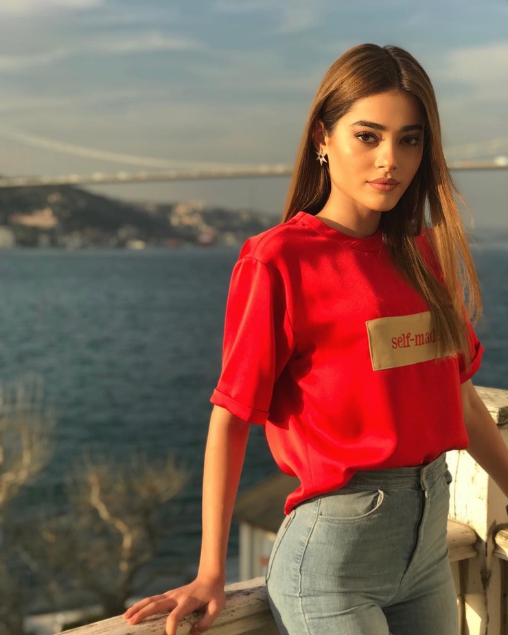 Picture Of Simay Barlas Picture Of Simay Barlas