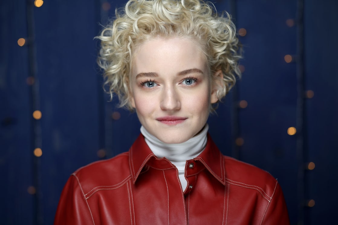 julia garner perks of being a wallflower